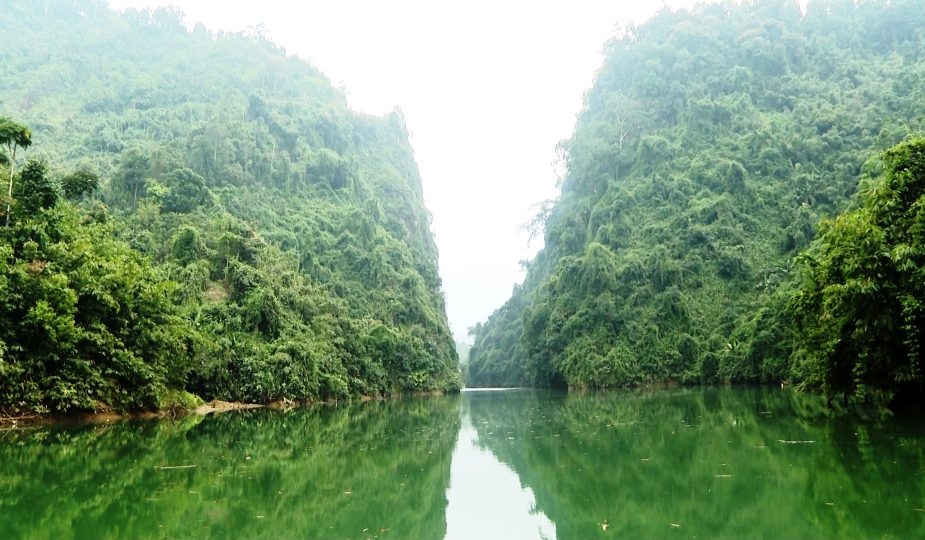 Khám phá lòng hồ Thủy điện Sông Miện Khám phá lòng hồ Thủy điện Sông Miện