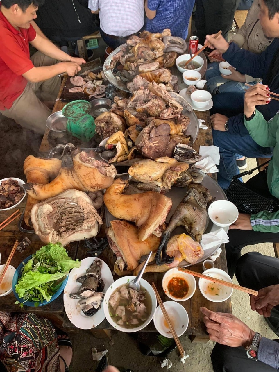 Thưởng thức Ẩm thực chợ phiên Bắc Hà Thưởng thức Ẩm thực chợ phiên Bắc Hà