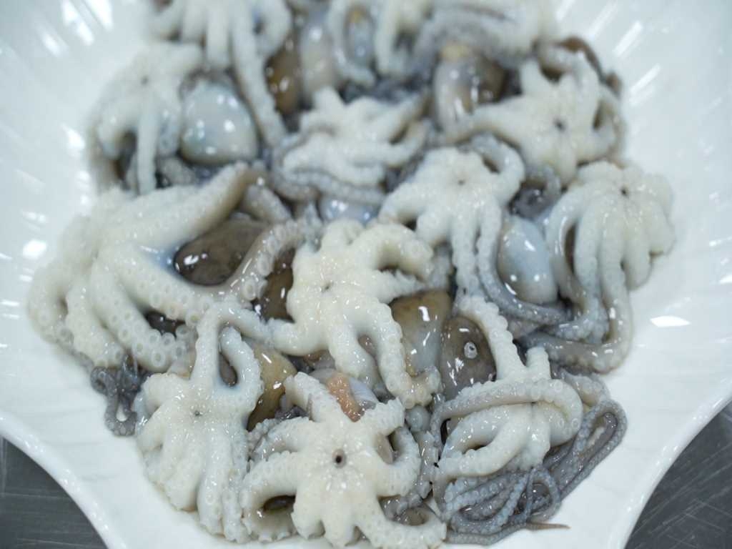 Ruốc lạnh chua cay