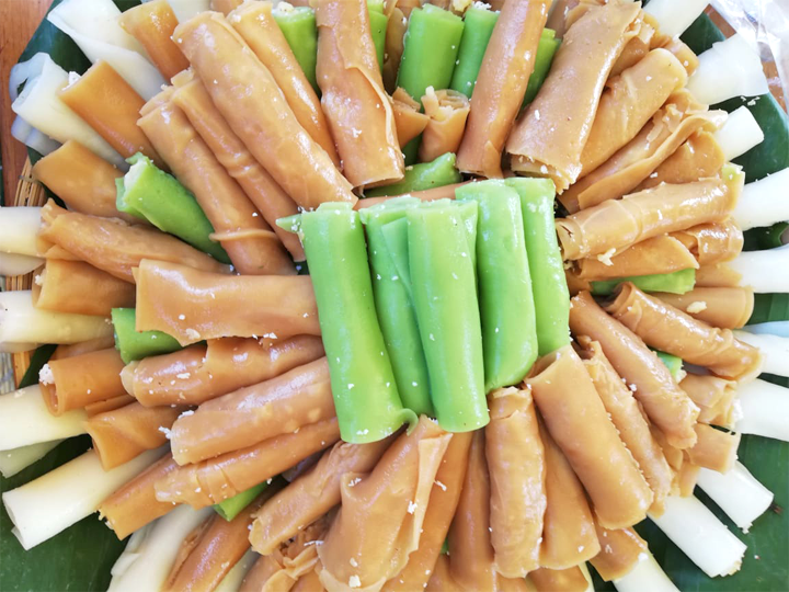Hồn quê xứ Dừa trong những chiếc bánh dân gian