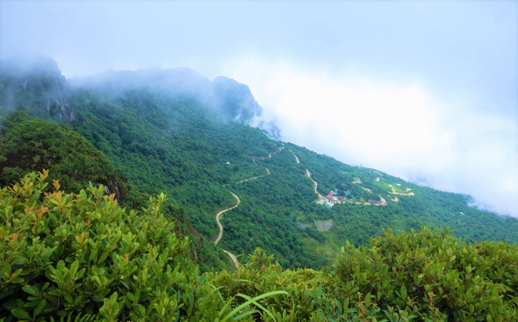 Những đỉnh núi thiên đường săn mây ở Hà Giang Những đỉnh núi thiên đường săn mây ở Hà Giang