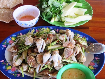 Gà nướng Sông Cầu