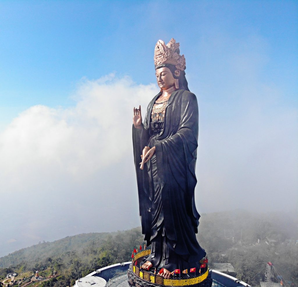 Du lịch núi Bà Đen - Chinh phục nóc nhà Nam Bộ Du lịch núi Bà Đen - Chinh phục nóc nhà Nam Bộ
