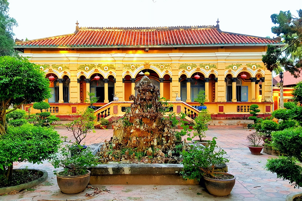 Top 3 điểm di tích mang nét cổ xưa tại Bình Thủy