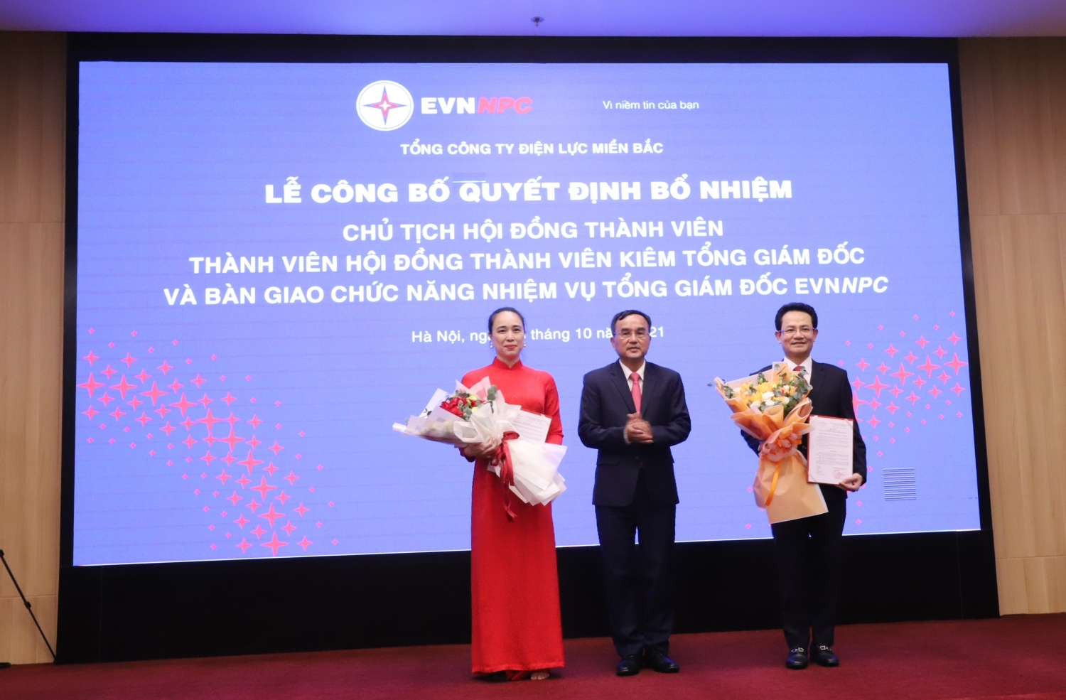 EVNNPC công bố Quyết định Chủ tịch HĐTV và Thành viên HĐTV kiêm Tổng Giám đốc