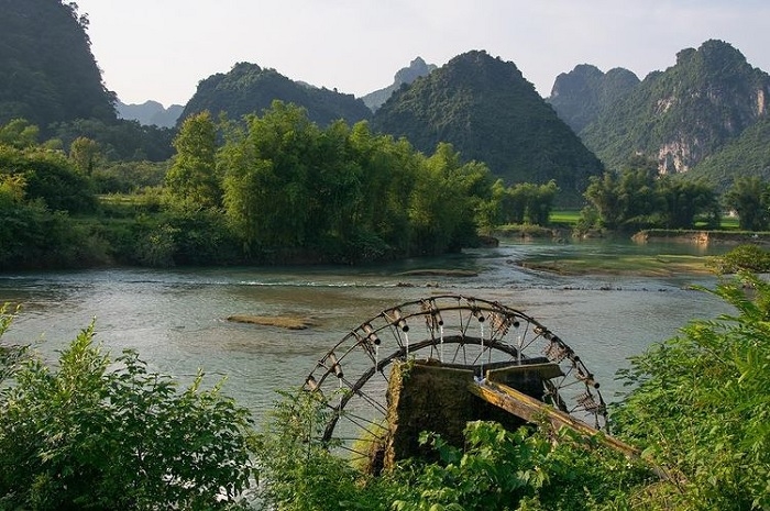 Quây Sơn - Dòng sông tươi đẹp vùng biên viễn Quây Sơn - Dòng sông tươi đẹp vùng biên viễn