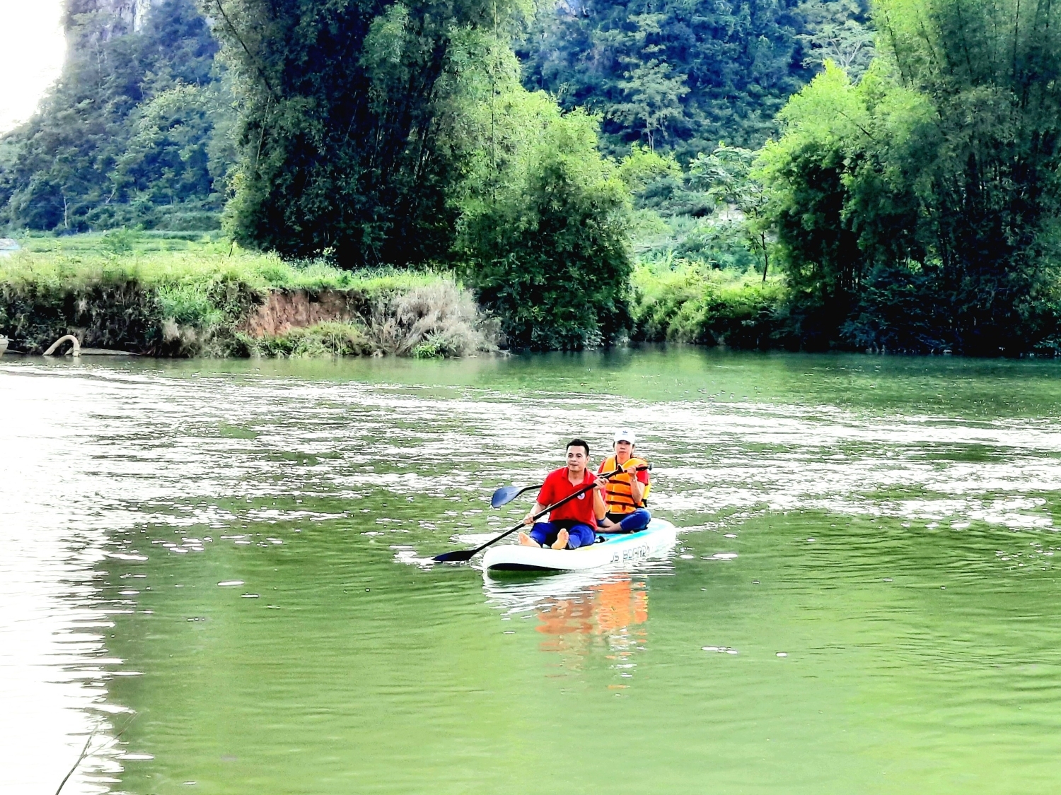 Quây Sơn - Dòng sông tươi đẹp vùng biên viễn Quây Sơn - Dòng sông tươi đẹp vùng biên viễn