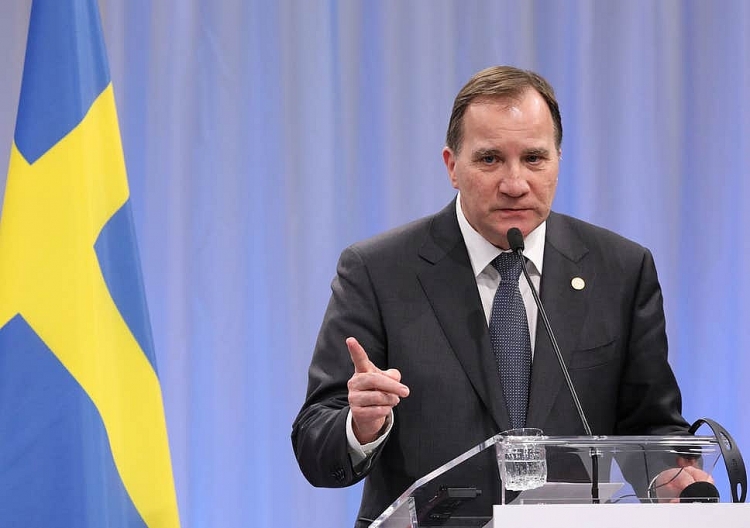 0442-stefan-lofven