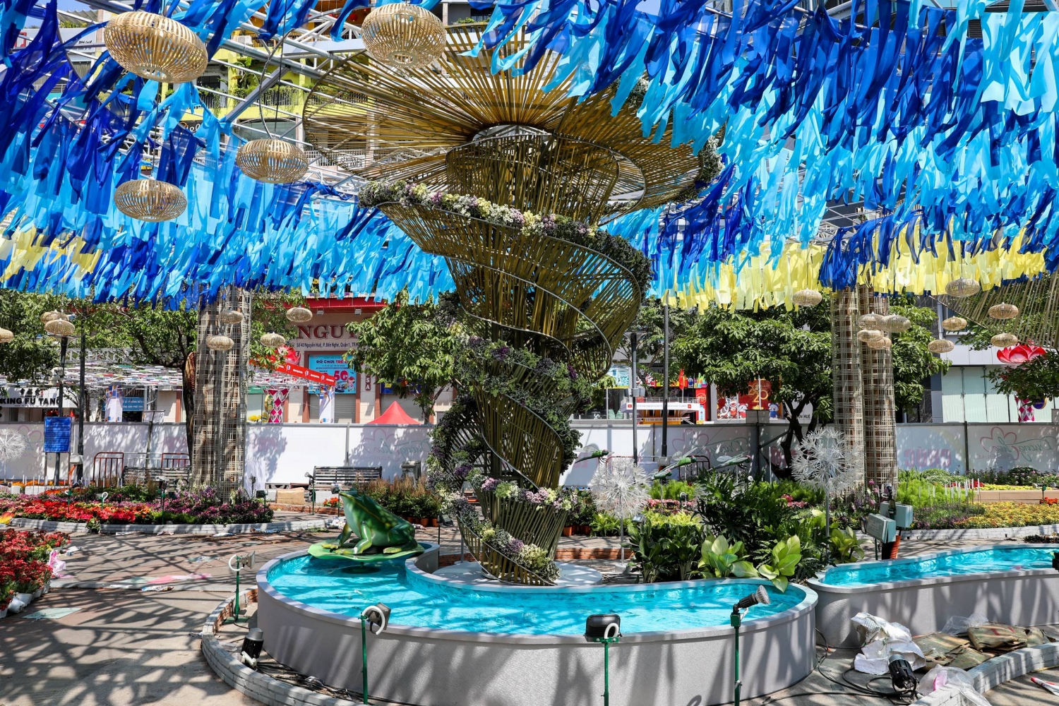 duong hoa nguyen hue truoc ngay khai mac
