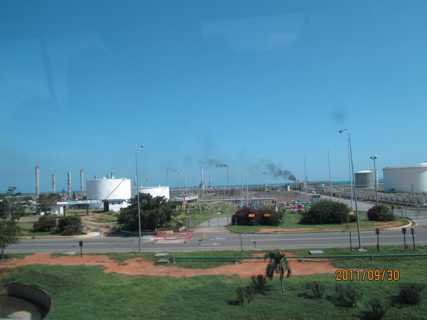 tham-venezuela-hoa-hau-dau-lua-2