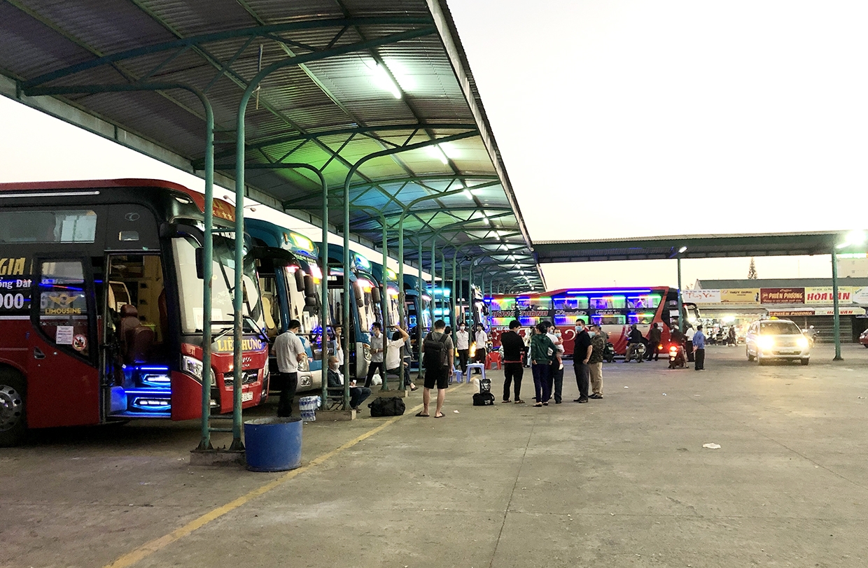 Nối lại vận tải hành khách: Cần có sự đồng thuận Nối lại vận tải hành khách: Cần có sự đồng thuận