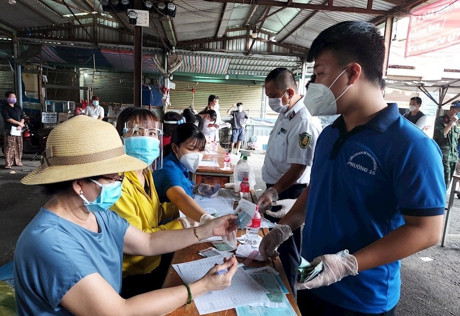 TP HCM: Chi hỗ trợ đợt 3 đạt 78%, tăng cường hỗ trợ người lao động trở lại làm việc