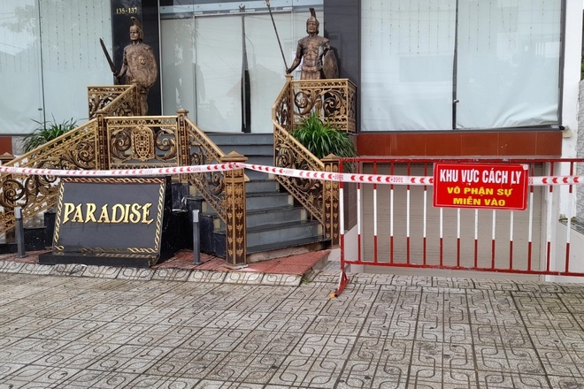 Liên tiếp phát hiện ca mắc Covid-19, Quảng Nam dừng karaoke, massage
