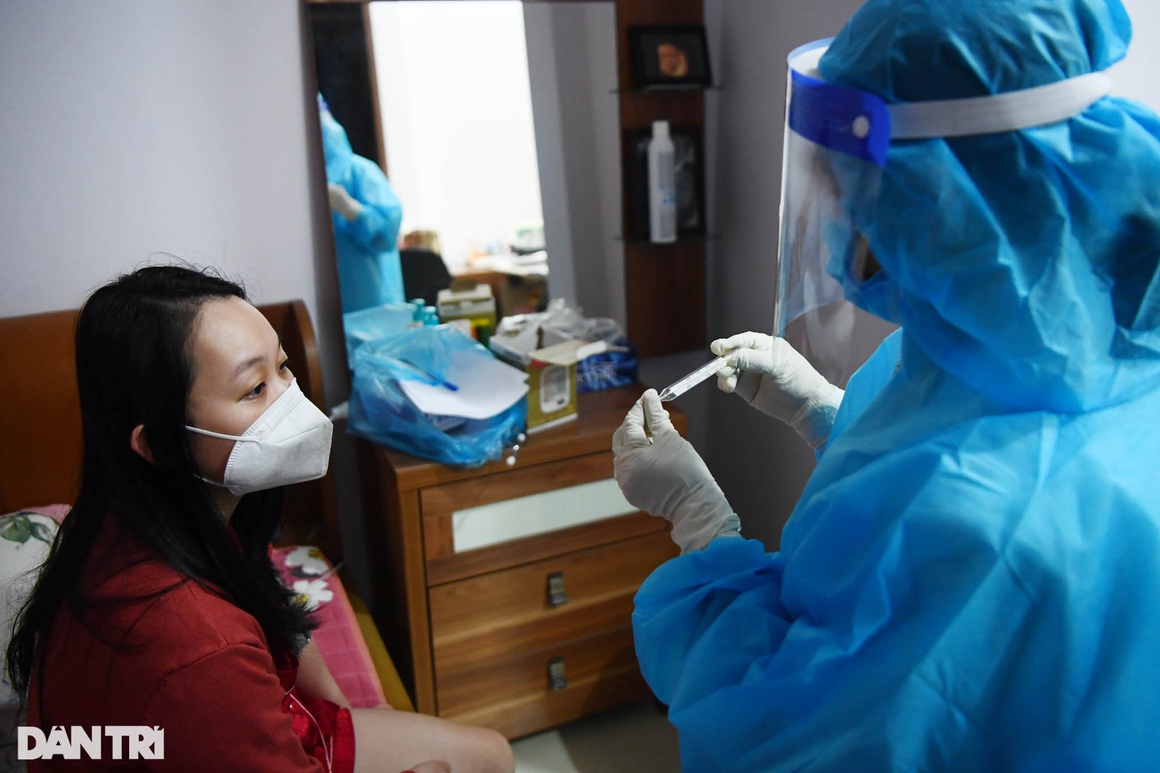 F0 ở Hà Nội tăng vọt, nhân viên y tế điều trị tại nhà như thế nào? - 13