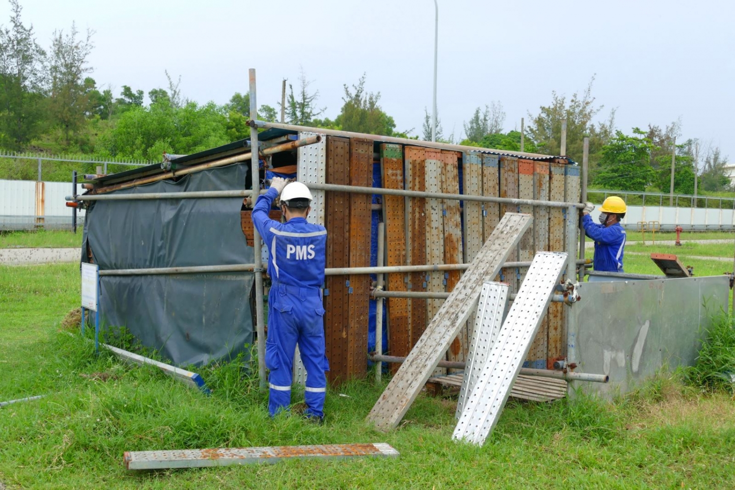 NMLD Dung Quất sẵn sàng ứng phó với cơn bão Noru
