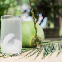 7 loại thực phẩm giúp làn da không mụn trứng cá