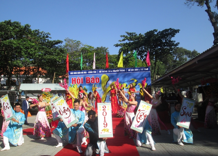 Bà Rịa – Vũng Tàu tưng bừng Khai mạc Hội Báo Xuân Kỷ Hợi 2019 ba ria vung tau tung bung khai mac hoi bao xuan ky hoi 2019