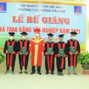 PVMTC tổ chức trao bằng tốt nghiệp cho HSSV hệ Cao đẳng khóa 2018-2021