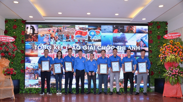 Tuổi trẻ Vietsovpetro nỗ lực tiếp bước truyền thống Những người đi tìm lửa