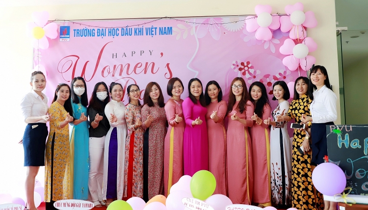 Công đoàn PVU tổ chức ngày Quốc tế Phụ nữ 8/3