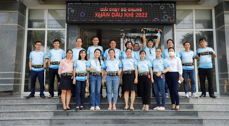 Công đoàn PVU tổng kết và trao giải thưởng nội bộ Giải chạy “Xuân dầu khí 2022”