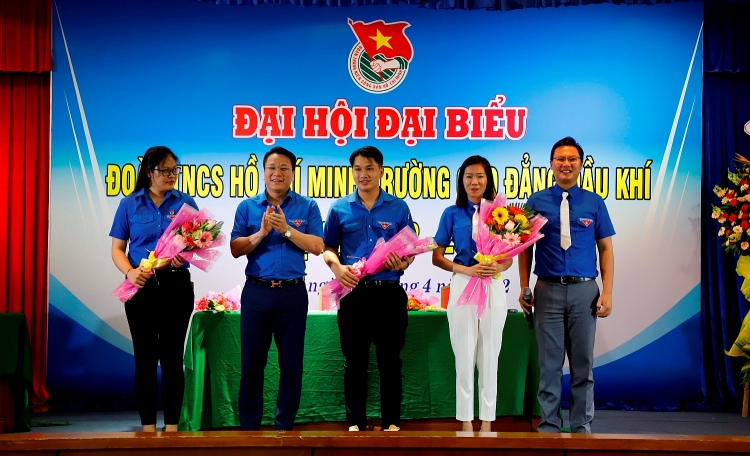 Tuổi trẻ PVMTC rèn đức, luyện tài, năng động, sáng tạo, xung kích, tình nguyện vì sự phát triển bền vững của nhà trường