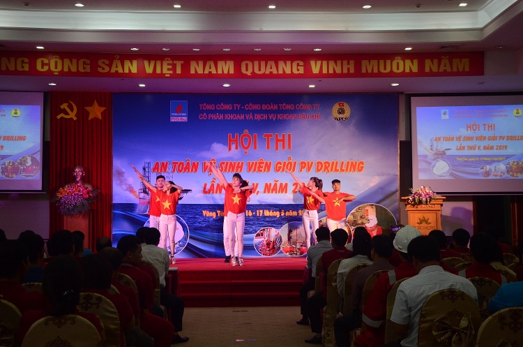 pv drilling to chuc hoi thi an toan ve sinh vien gioi nam 2019