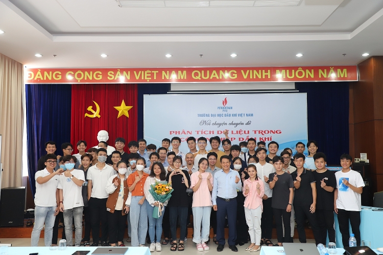 PVU tổ chức Nói chuyện chuyên đề “Phân tích dữ liệu trong Công nghiệp Dầu khí”