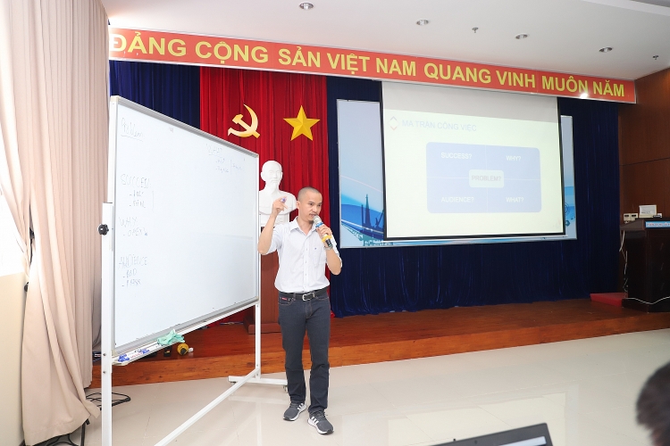 PVU tổ chức Nói chuyện chuyên đề “Phân tích dữ liệu trong Công nghiệp Dầu khí”