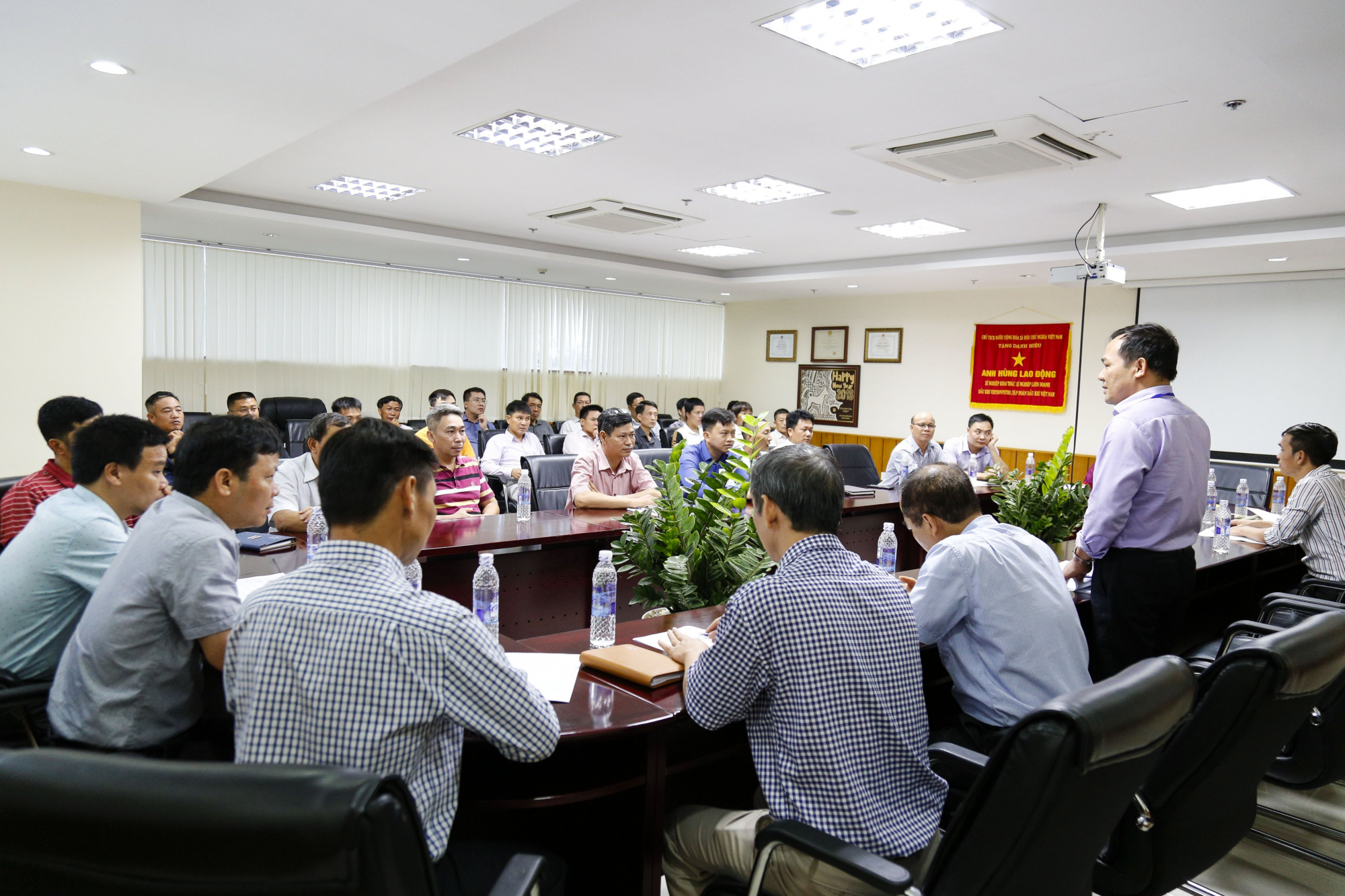 xi nghiep khai thac dau khi vietsovpetro to chuc doi thoai dinh ky lan thu ii nam 2020