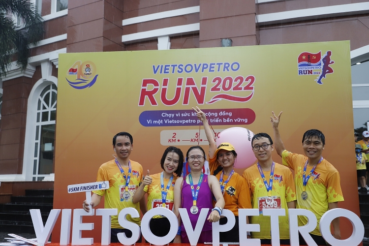 Chạy Vì sức khỏe cộng đồng - Vì một Vietsovpetro phát triển bền vững