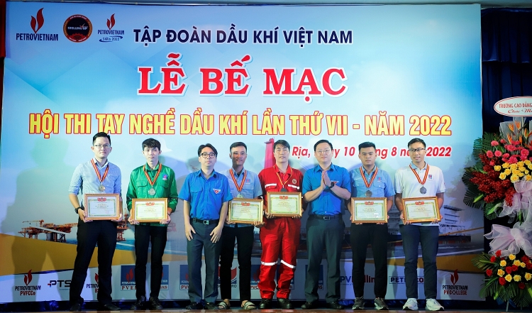 Hội thi tay nghề Dầu khí lần thứ VII năm 2022: Tiếp tục khẳng định “ khối óc và bàn tay vàng” của những người lao động Dầu khí
