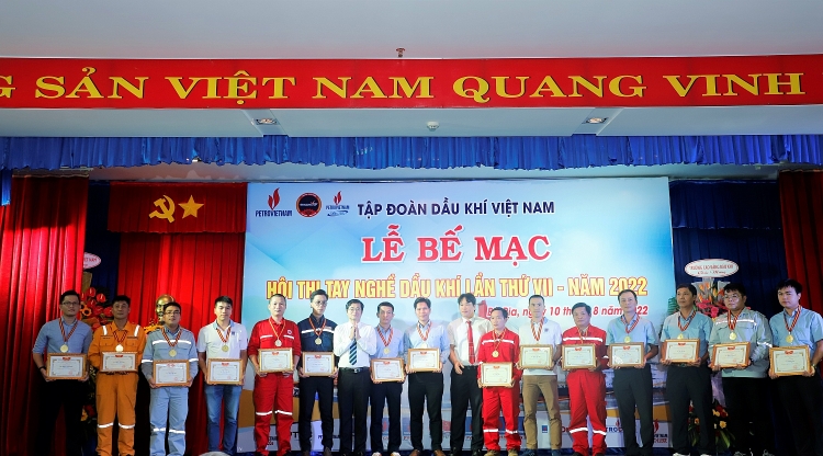 Hội thi tay nghề Dầu khí lần thứ VII năm 2022: Tiếp tục khẳng định “ khối óc và bàn tay vàng” của những người lao động Dầu khí