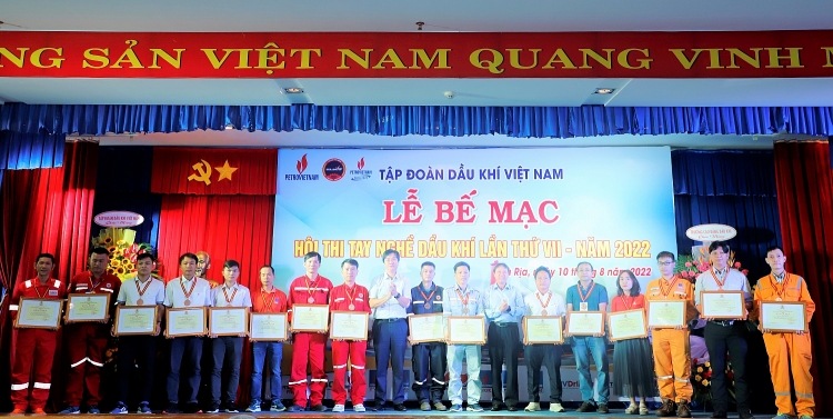 Hội thi tay nghề Dầu khí lần thứ VII năm 2022: Tiếp tục khẳng định “ khối óc và bàn tay vàng” của những người lao động Dầu khí