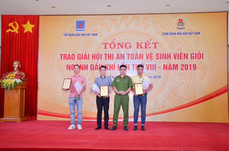 tong ket va trao giai hoi thi an toan ve sinh vien gioi nganh dau khi lan thu viii nam 2019