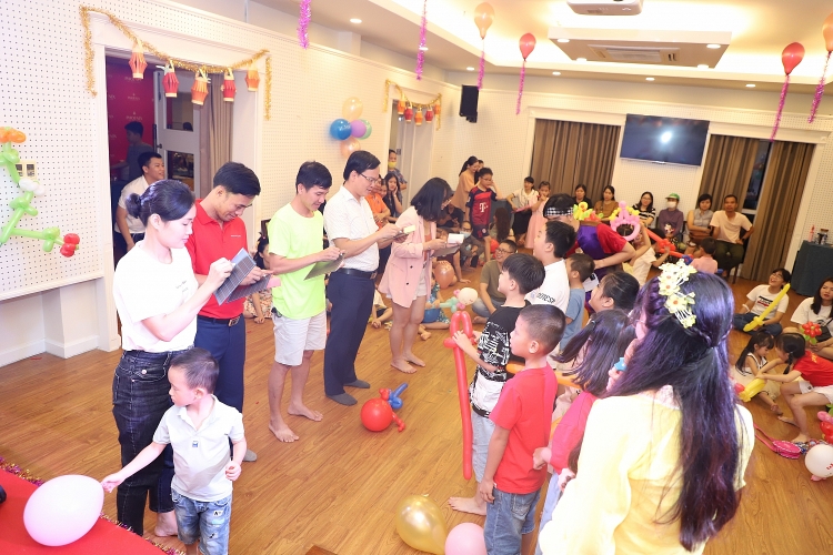 Trường Đại học Dầu khí Việt Nam: Lan tỏa yêu thương và vui tết Trung thu