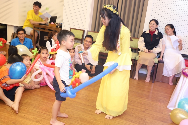 Trường Đại học Dầu khí Việt Nam: Lan tỏa yêu thương và vui tết Trung thu