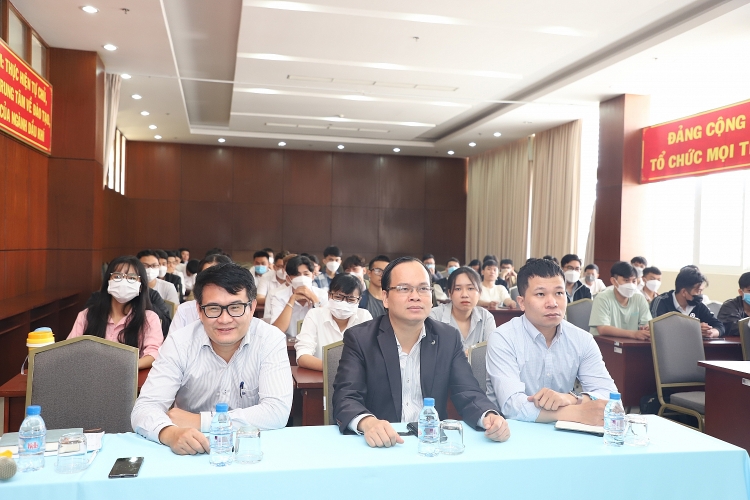 PVU khai mạc tuần sinh hoạt công dân đầu khóa chào đón tân sinh viên