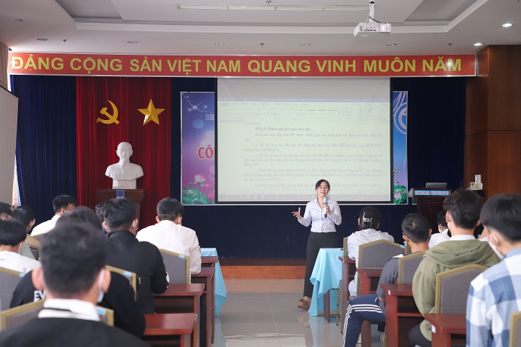 PVU khai mạc tuần sinh hoạt công dân đầu khóa chào đón tân sinh viên