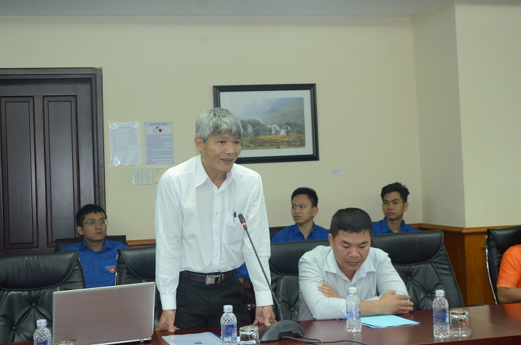 tuoi tre vietsovpetro voi cong tac dia chat va khoan trong hoat dong tim kiem tham do khai thac dau khi