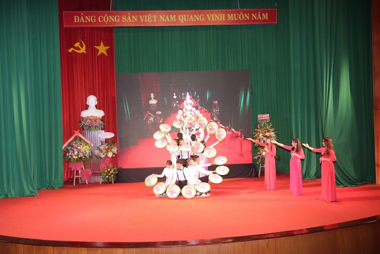 Phụ nữ Vietsovpetro hạnh phúc, tự tin tỏa sáng