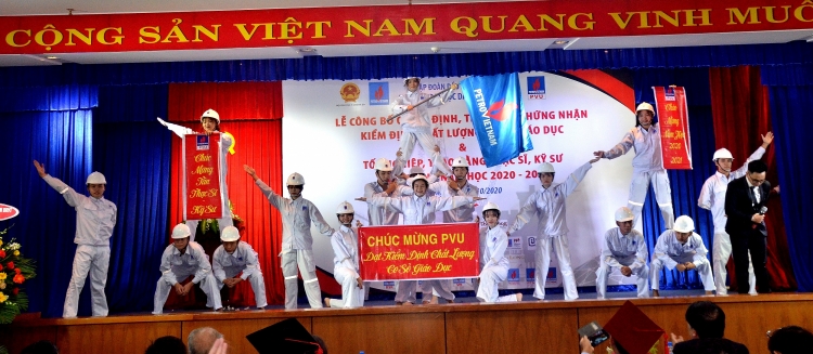 Đại học Dầu khí Việt Nam khai giảng năm học mới 2020-2021 và trao bằng thạc sỹ, kỹ sư