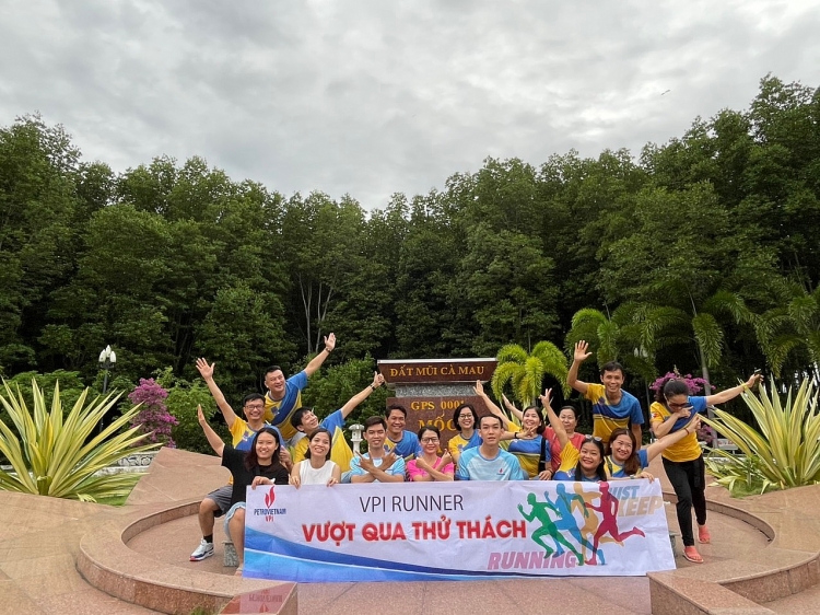 VPI RUNNERS: Ấn tượng từ Giải Marathon đầu tiên được tổ chức nơi vùng đất cực Nam của Tổ Quốc