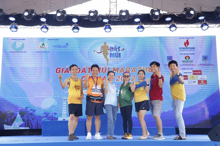 VPI RUNNERS: Ấn tượng từ Giải Marathon đầu tiên được tổ chức nơi vùng đất cực Nam của Tổ Quốc