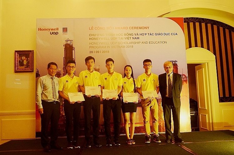 PVU - Nơi đã thắp lên ngọn lửa đam mê với ngành Dầu khí