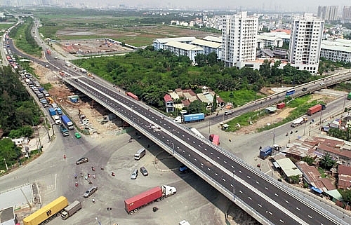 nut giao ba tang cua ngo phia dong tp hcm hoan thanh