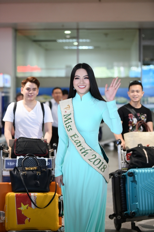 tan hoa hau trai dat 2018 nguyen phuong khanh tro ve viet nam