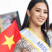 nguyen phuong khanh tiet lo ly do khong mang vuong mien ve viet nam