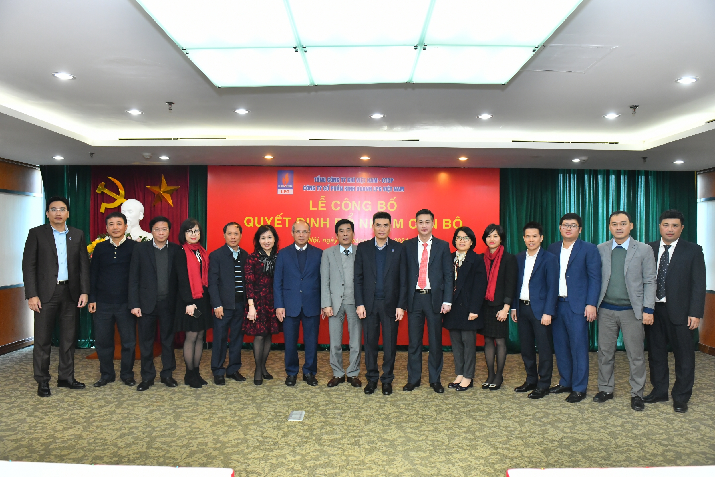Các đại biểu tham dự buổi lễ