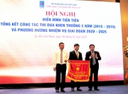 gan trach nhiem nguoi dung dau voi thi dua khen thuong